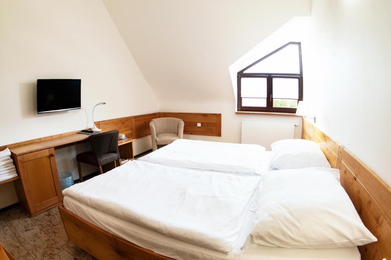 Hotel Slunecni Dvur Brno Exterior photo